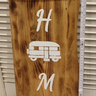 Holzschild "HOME"